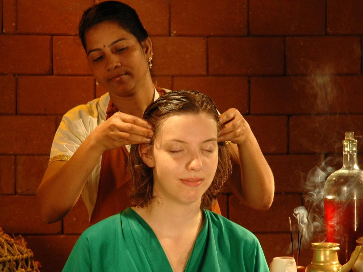 Soma Manaltheeram Ayurveda Beachvillage Ковалам Екстериор снимка