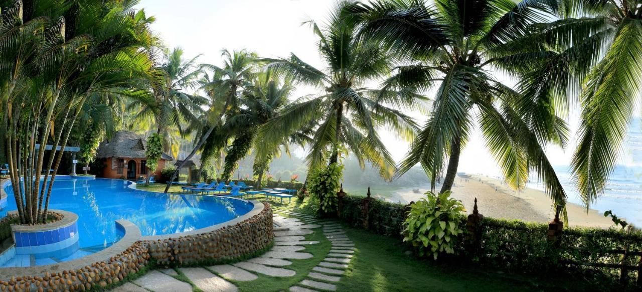 Soma Manaltheeram Ayurveda Beachvillage Ковалам Екстериор снимка