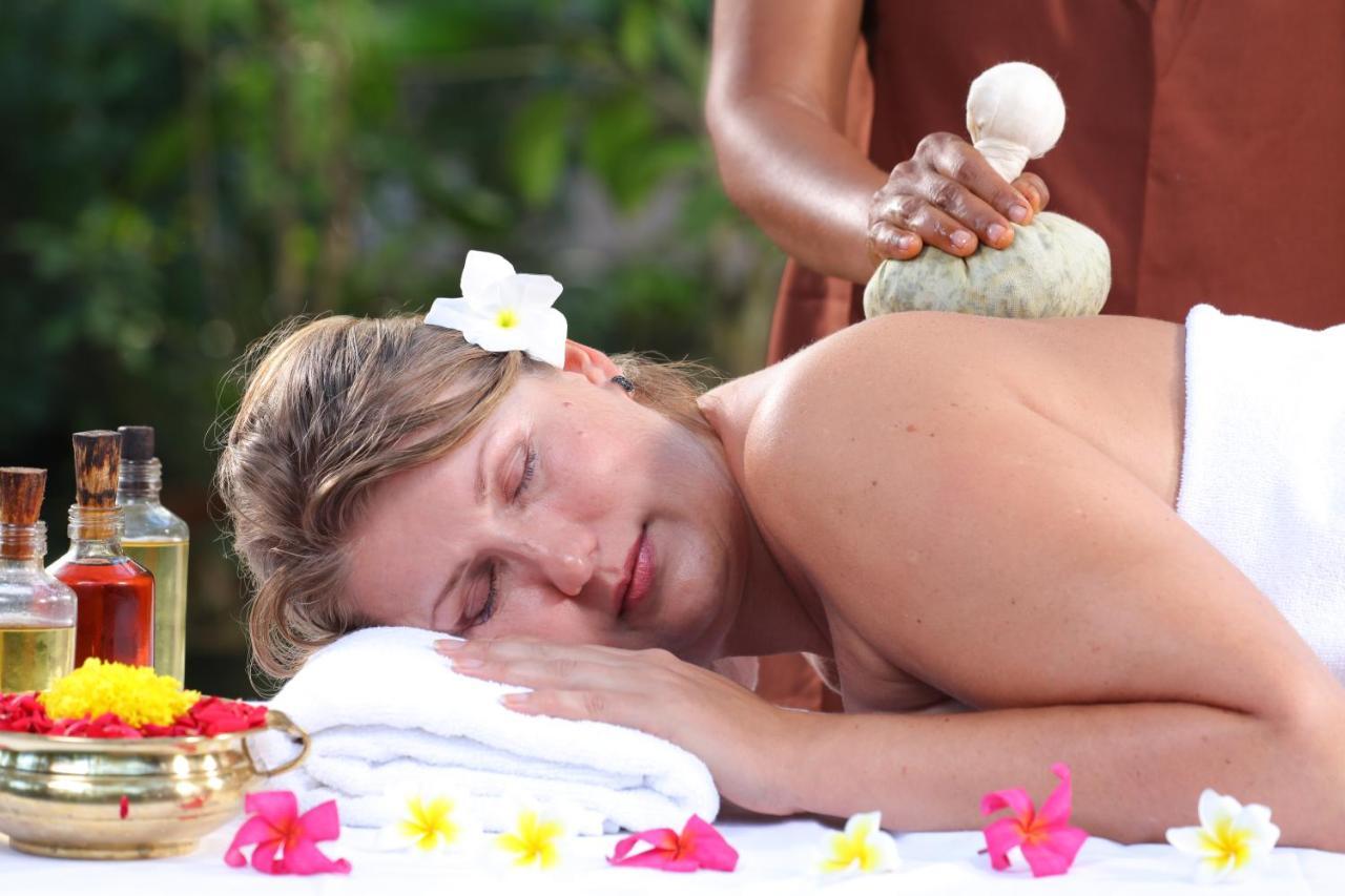 Soma Manaltheeram Ayurveda Beachvillage Ковалам Екстериор снимка